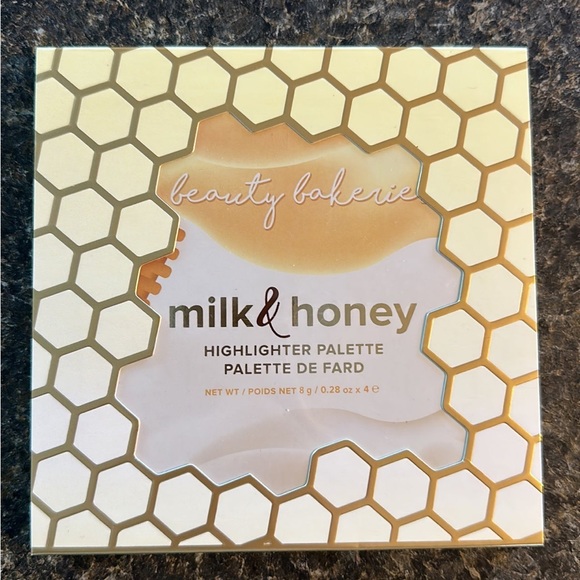 Beauty Bakerie Other - Beauty Bakerie Milk Honey Highlighter Palette